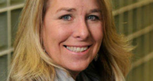1 carolyn april jpg CompTIA urges the Channel to become business savvy as role of IT departments evolves