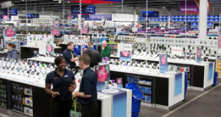 1 currys dixonsjpg Tech stores have highest 'true value' boost at UK retail