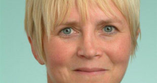 1 dell hp bring it on claire vyvyanjpg Dell on HP's criticism of EMC deal: "Bring it on!"