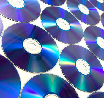 1 dvdsjpg Downloads haven't killed off physical media sales just yet