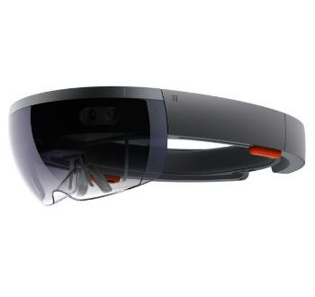 1 hololensjpg Microsoft announces Hololens expansion to UK