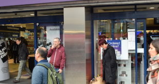 1 p7 black friday picjpg 'Black Fiveday' approaches