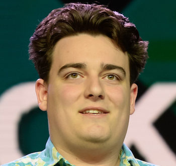 1 palmer luckey at gdc 2016 25825558676 croppedjpg Oculus Rift creator Palmer Luckey to leave Facebook