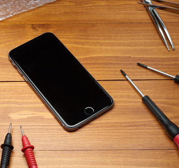 1 smartphone apple repair webjpg How indies can compete with big brands when it comes to smartphone repairs