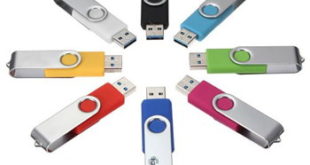 1 usb drives webjpg Windows 10 to be sold on USB drives as Microsoft unveils baby ads