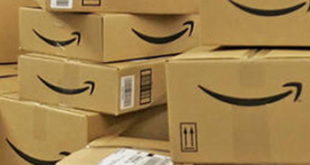 4 amazon boxes webjpg Amazon to create 2,500 permanent jobs in UK throughout 2016