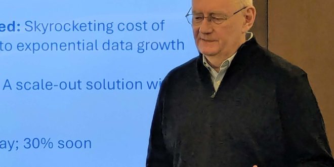 Cesary Dubnicki Founder @9livesdata 9LivesData and the legacy of Hydra