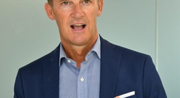 Darren Barker Sophos appoints Darren Barker as regional VP of sales for Northern Europe