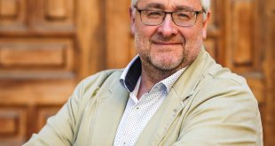 Eric Gourmelen Arrow Electronics' ArrowSphere supports the move to XaaS