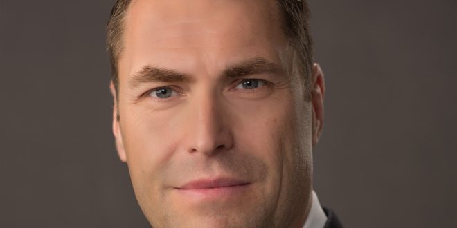 JamesBlackman 8666 4x6print color e1739521639533 Blackman appointed EMEA head of VAR & SI commercial sales at AMD