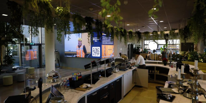 LED Heijmans 1 copy PPDS brings 45 degree high brightness Philips direct view LED installation to Heijmans corporate HQ