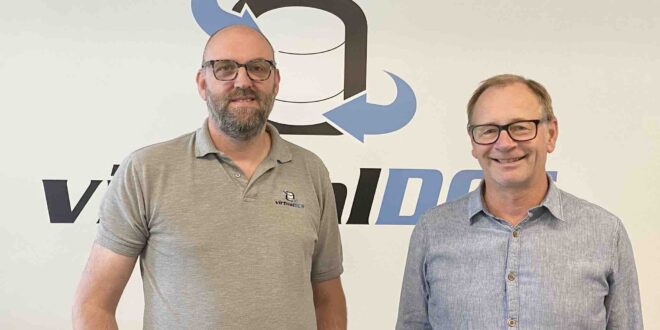 Left to right is Richard May and Jonathan Bunney from virtualDCS copy Jonathan Bunney joins virtualDCS as new business development manager