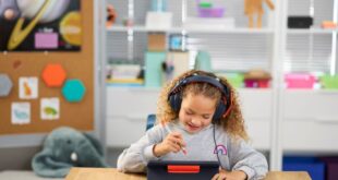 Zone Learn LIFE SorbetOrange Blue TestTaking Introducing Logitech Zone Learn wired headsets