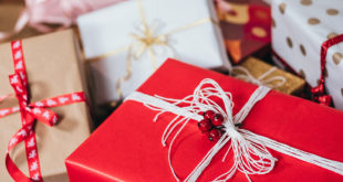 chrismtas gifts Tech products dominate UK shoppers’ Christmas wish lists