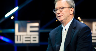 eric schmidt Alphabet executive director Eric Schmidt steps down