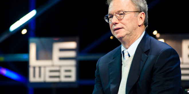 eric schmidt Alphabet executive director Eric Schmidt steps down
