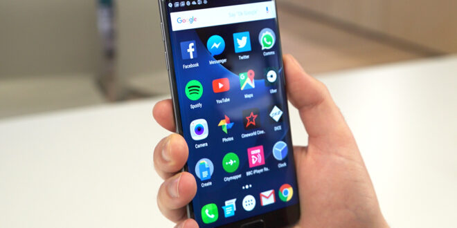 samsung galaxy s7 edge Aznu launches in the UK transforming refurbished mobile handset market offering