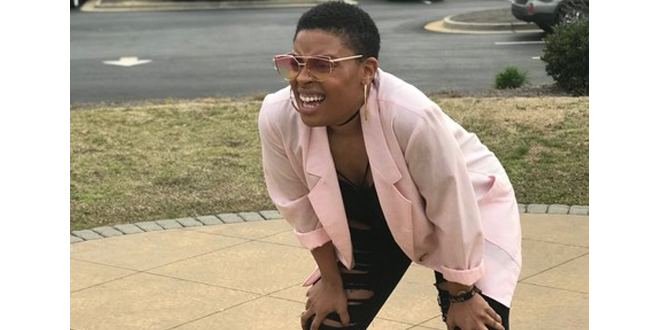 woman squinting meme Could Game of Thrones’ dark cinematography style boost TV sales?